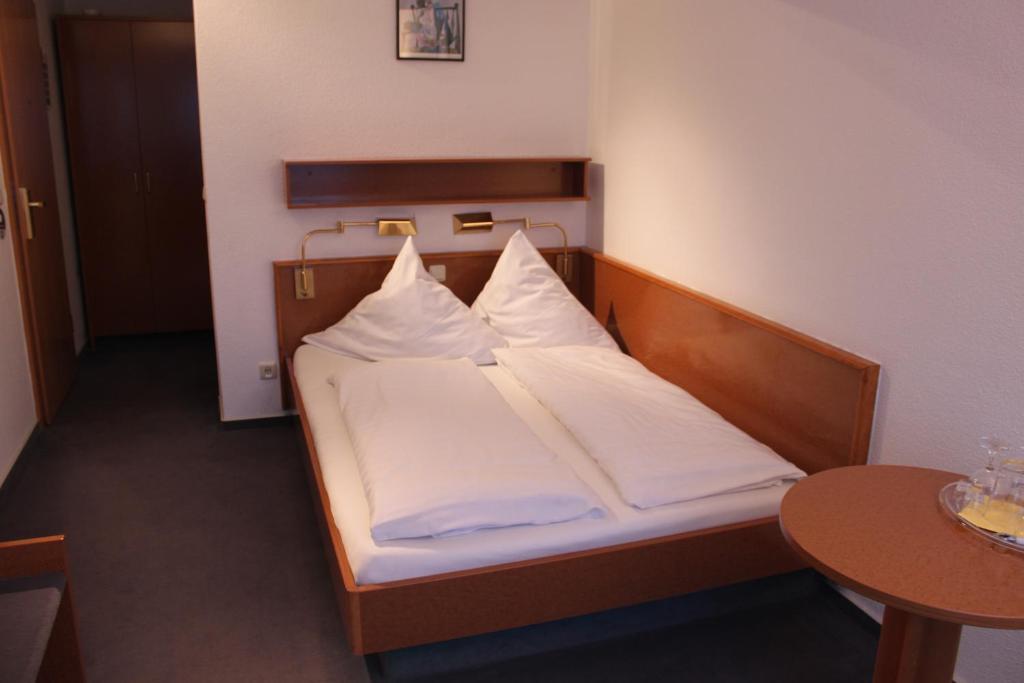 Hotel Roemerstein Mainz Room photo